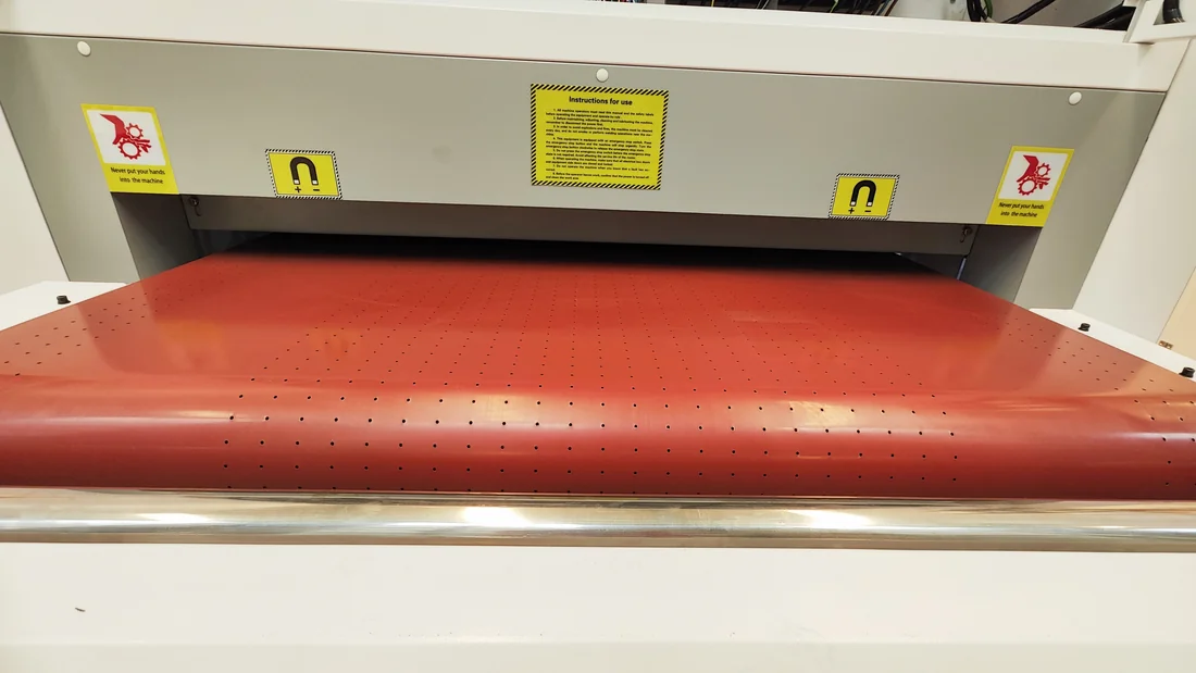 BR Series vac-sorb table with magnetic chuck for thin sheet metal workholding